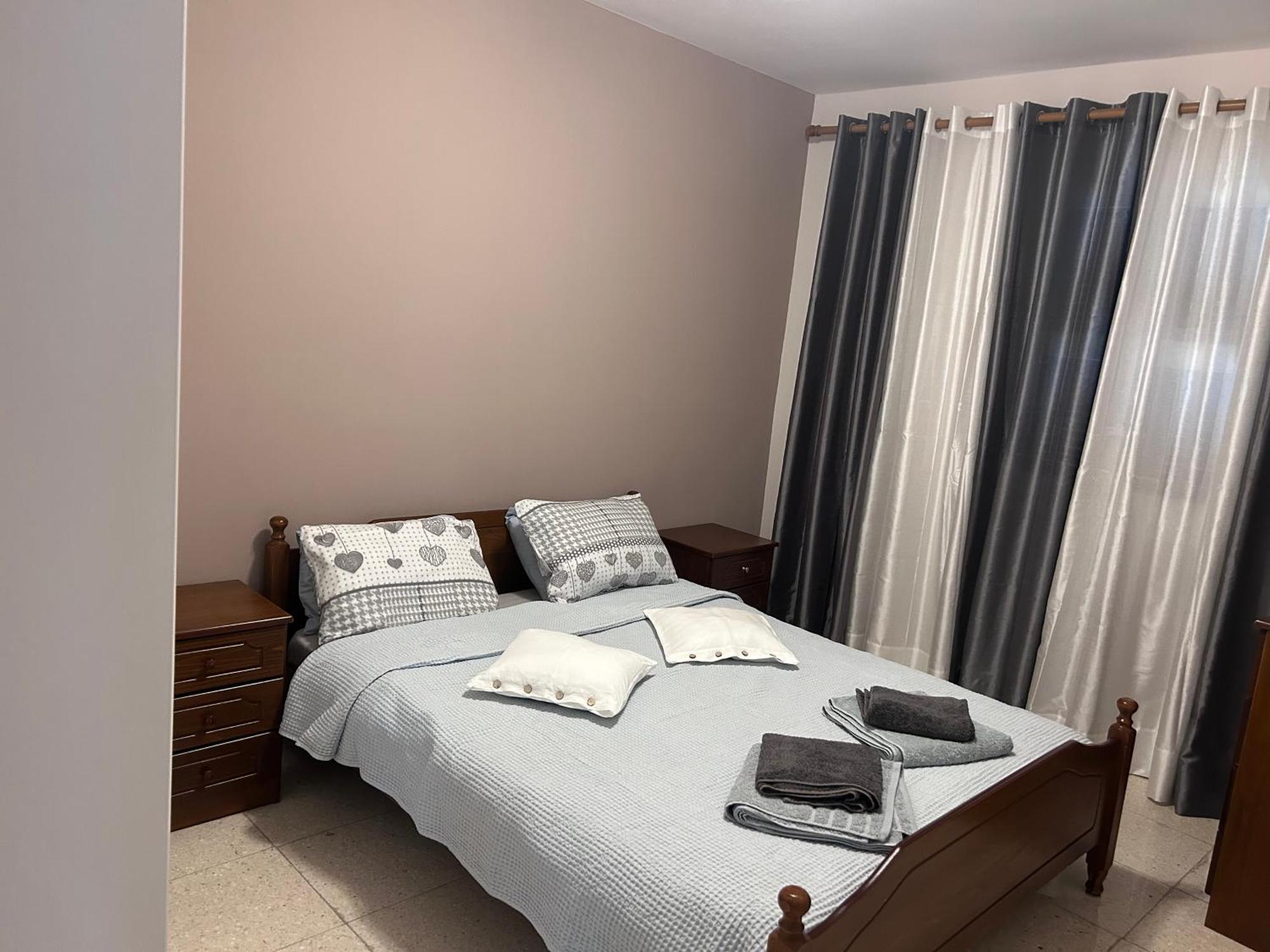 Ptolemaidos Cosy Family Apartment Larnaca Bagian luar foto